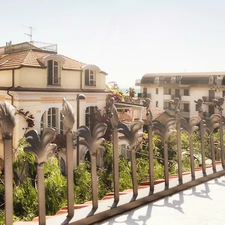 Bed & Breakfast Palazzo Eugenia 3*